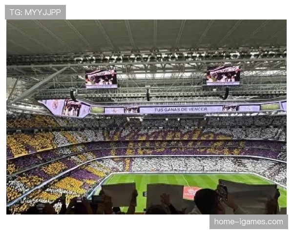 花絮：国家德比赛前，伯纳乌外双方球迷发生小规模冲突，警方迅速介入